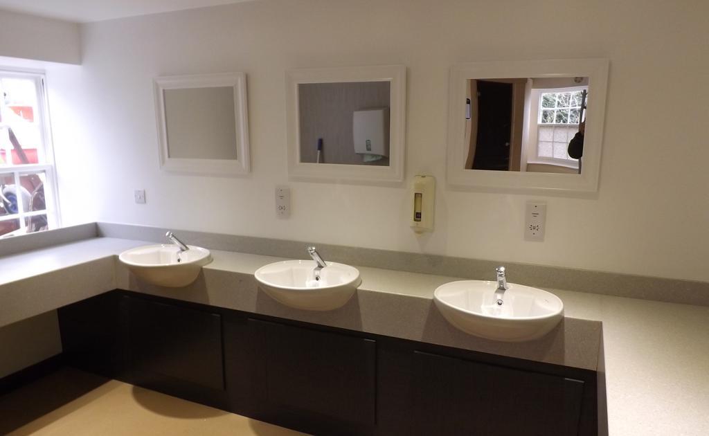 Jersey Accommodation And Activity Centre Gorey Esterno foto